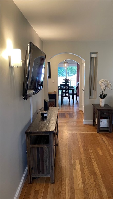 153 Woodhaven Road Pawtucket, RI 02861 - Photo 5 of 25 Gallery Image 5
