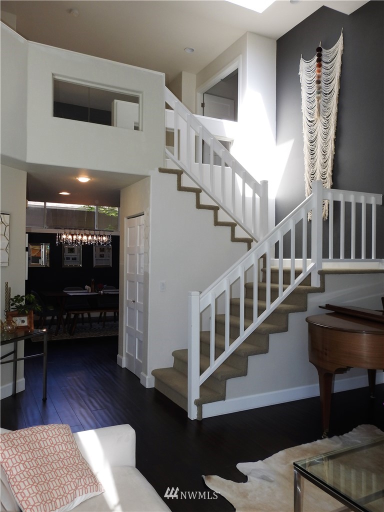 3142 Wells Avenue South Renton, WA 98055 - Photo 5 of 25 Gallery Image 5