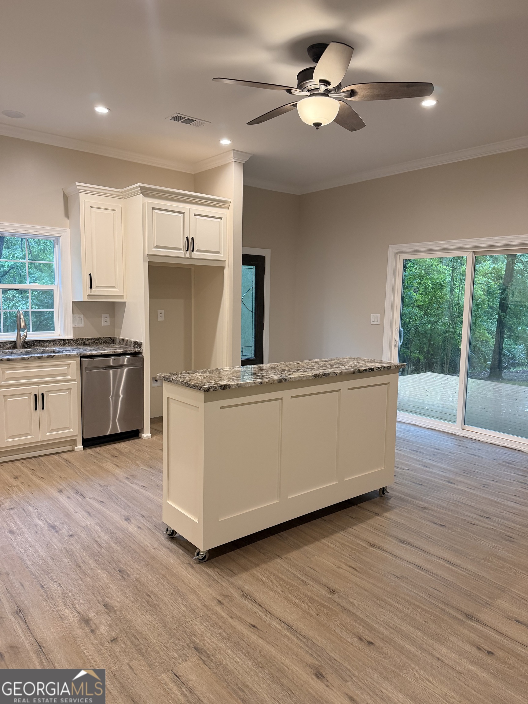 227 Old Ridge Way Macon, GA 31211 - Photo 5 of 12
