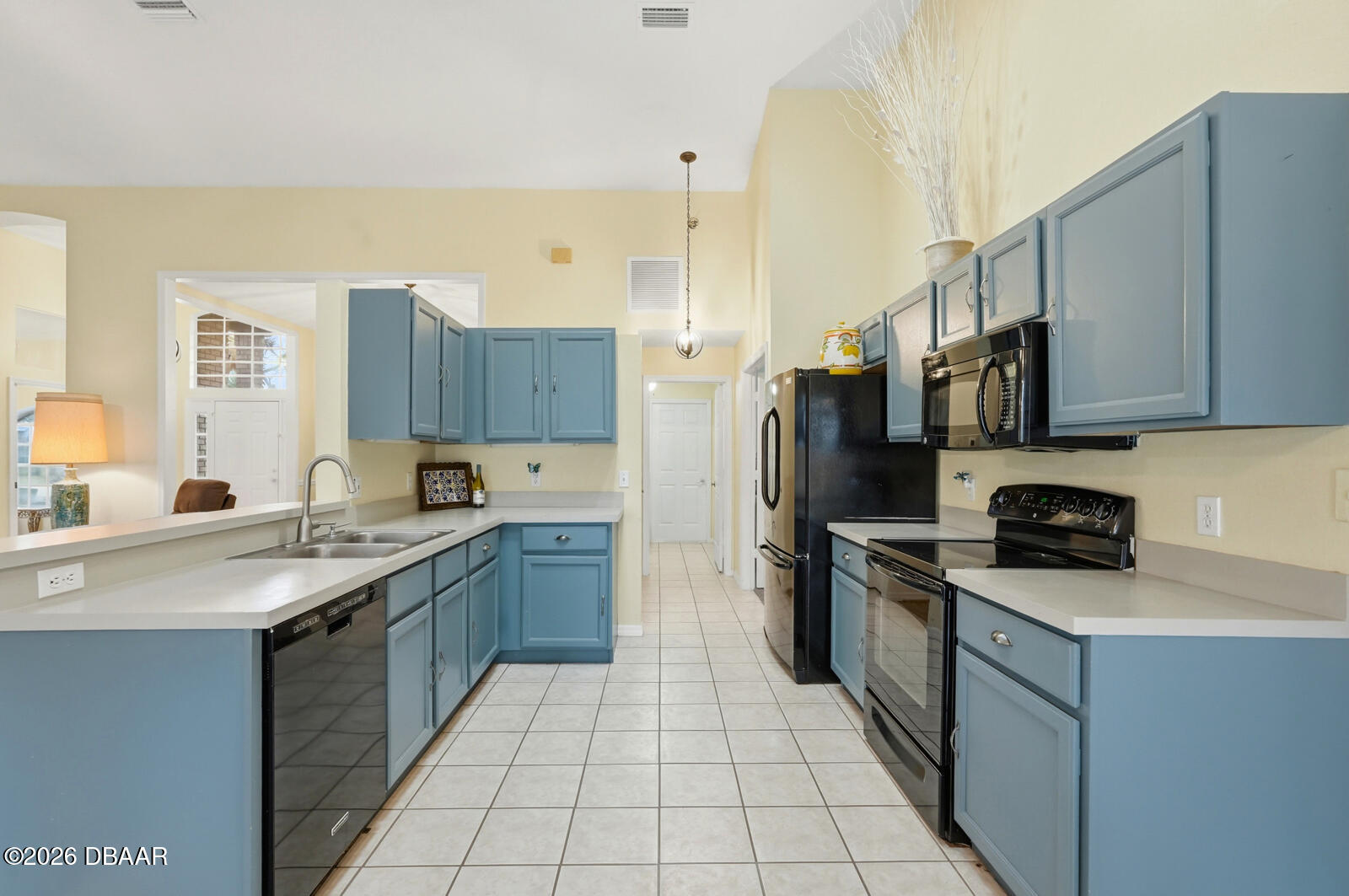 90 Bryan Cave Road South Daytona, FL 32119 - Photo 2 of 64 2