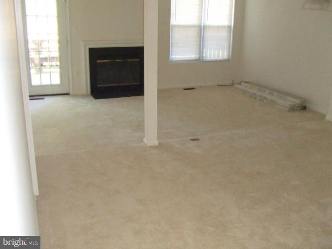 32 Kinsman View Circle Silver Spring, MD 20901 - Photo 16 of 19 Family Room