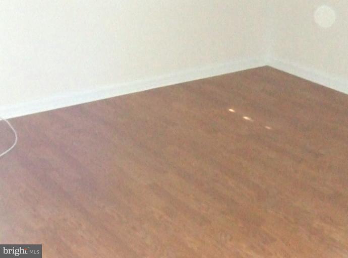 32 Kinsman View Circle Silver Spring, MD 20901 - Photo 6 of 19 Bedroom