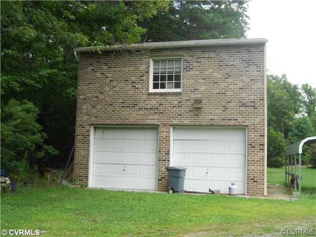 4819 Mt Sinai Road Prince George, VA 23875 - Photo 12 of 13 Parking Lot/Garage - 2 Car Detached Oversized Gara