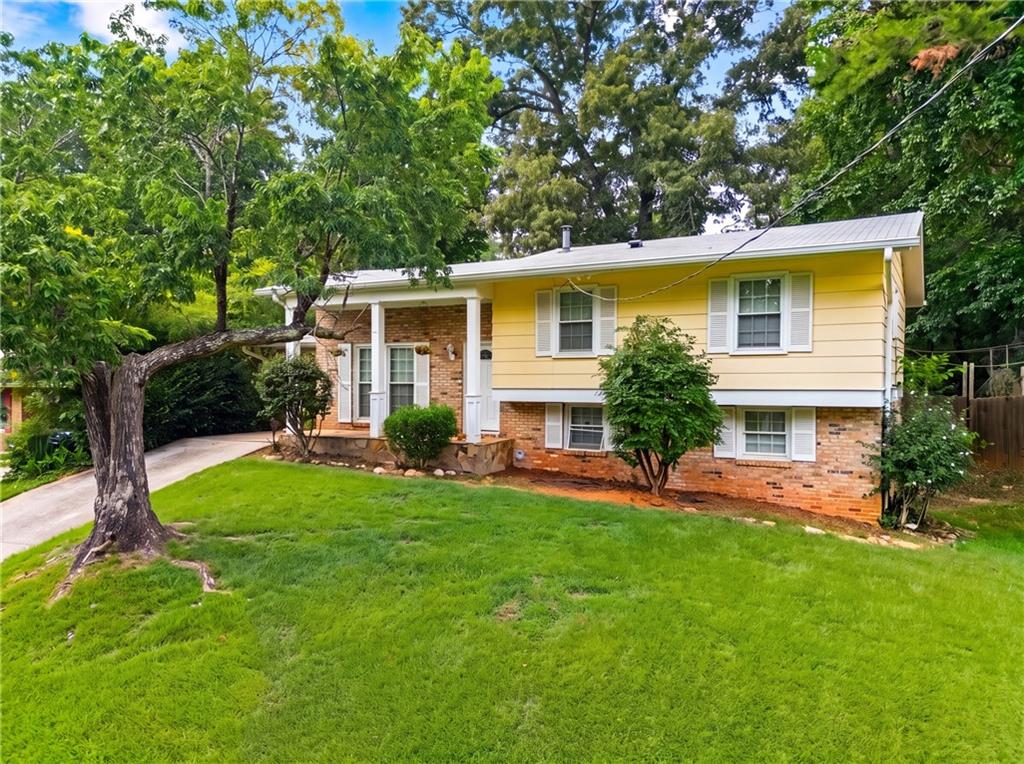 2510 Brentwood Court Decatur, GA 30032 - Photo 2 of 8