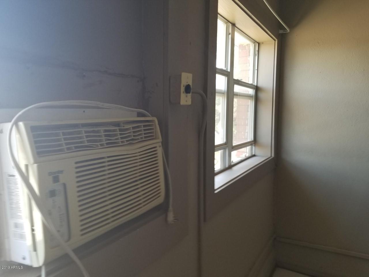 1165 East 10th Street Douglas, AZ 85607 - Photo 22 of 54 1165 10th Apt 4 window air conditioner