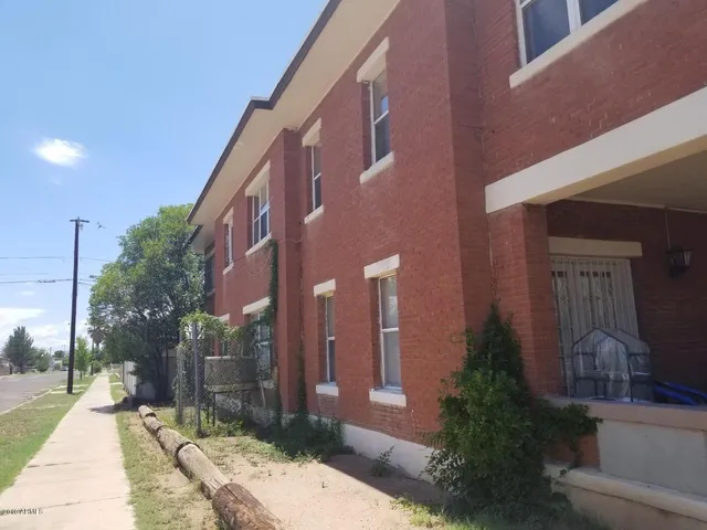 $350,000 | 1165 East 10th Street, Douglas, AZ 85607