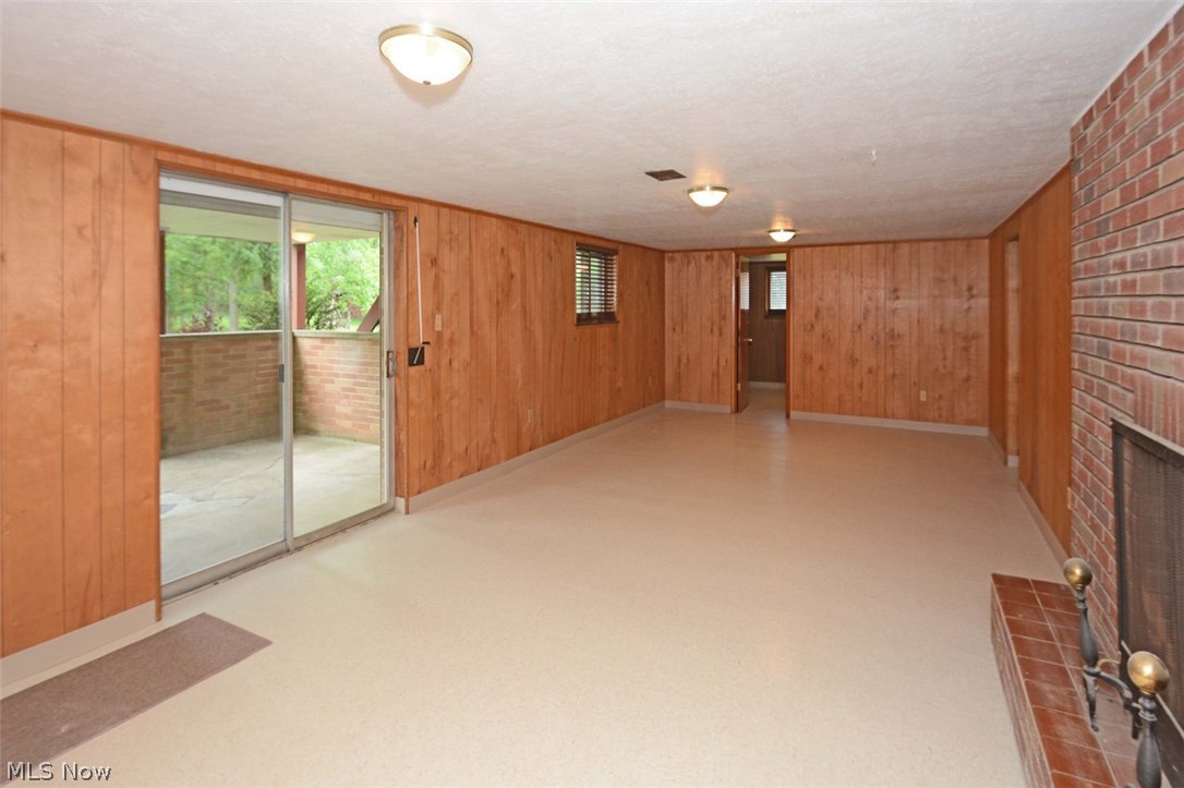 15401 Albion Road Strongsville, OH 44136 - Photo 19 of 28 Gallery Image 19