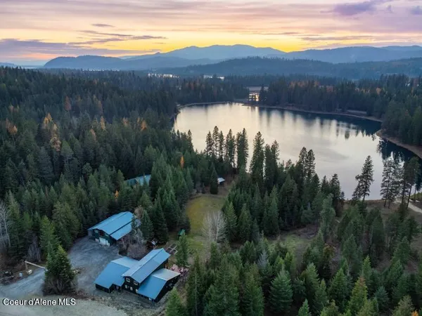 $1,100,000 | 142 Maria Pia Lane, Sagle, ID 83860