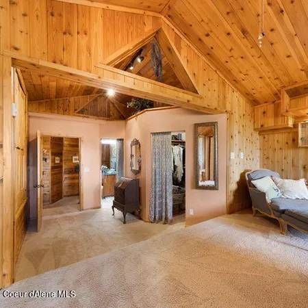 $1,100,000 | 142 Maria Pia Lane, Sagle, ID 83860