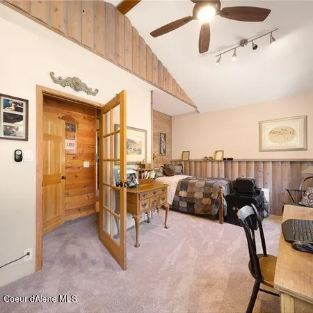 $1,100,000 | 142 Maria Pia Lane, Sagle, ID 83860