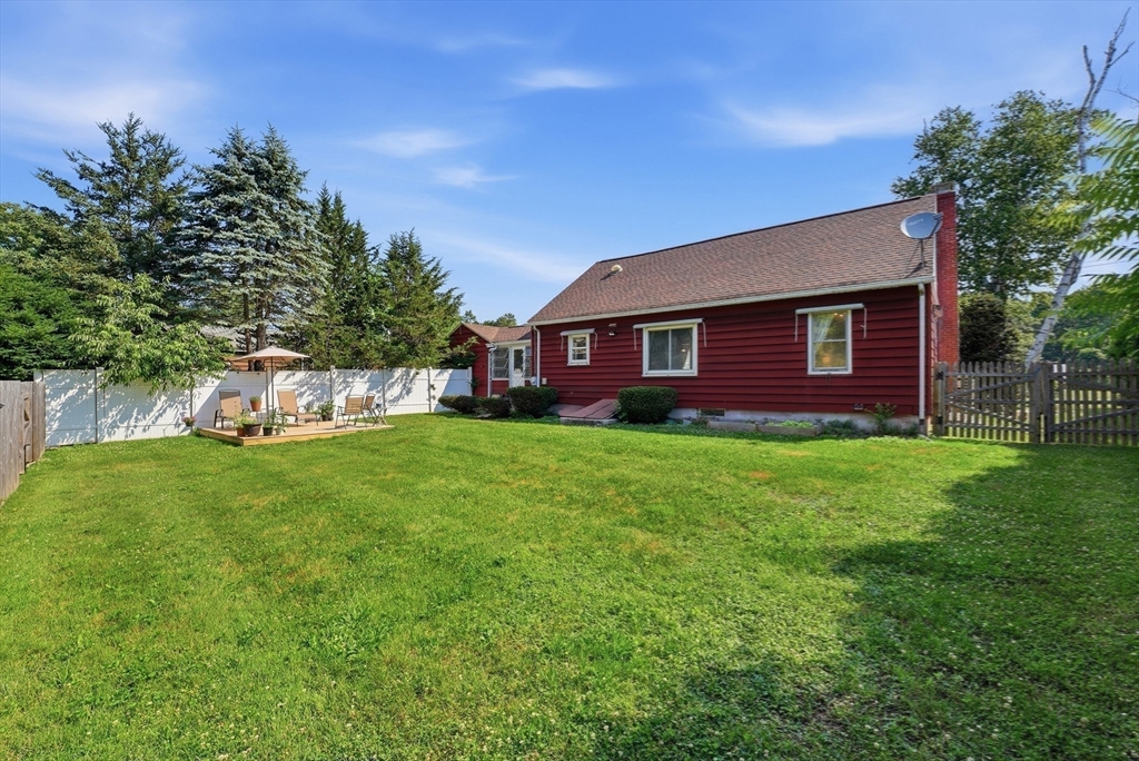 161 Stony Hill Road Wilbraham, MA 01095 - Photo 3 of 39