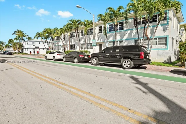 $306,000 | 8345 Byron Avenue, Unit 6, Miami Beach, FL 33141