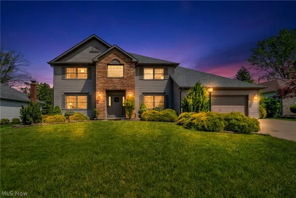 $545,000 | 3811 Vincent Drive, Seven Hills, OH 44131