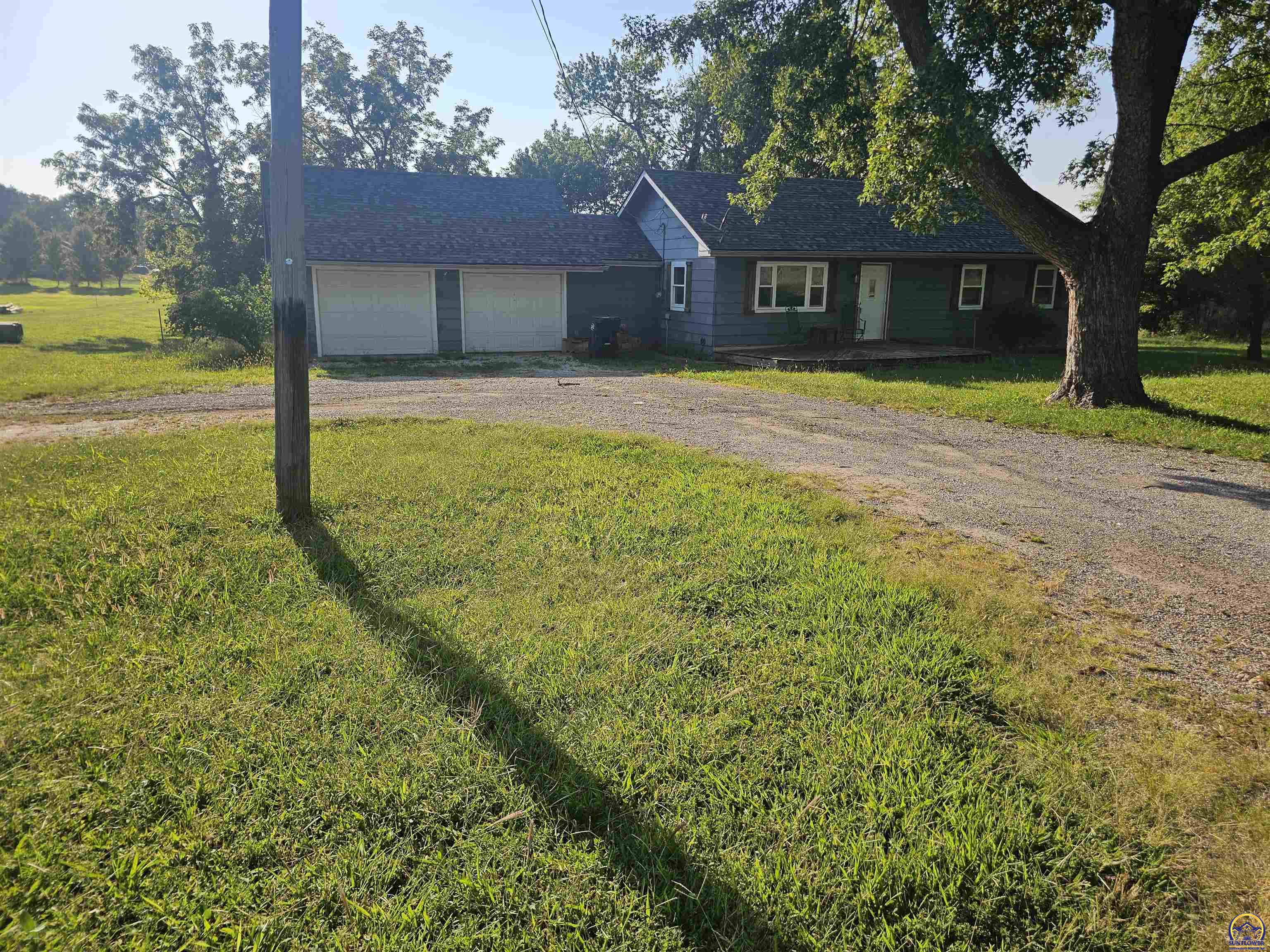 16325 R Road Mayetta, KS 66509 - Photo 4 of 26 Gallery Image 4