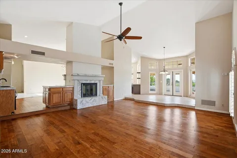 $1,025,000 | 15814 North 12th Street, Phoenix, AZ 85022