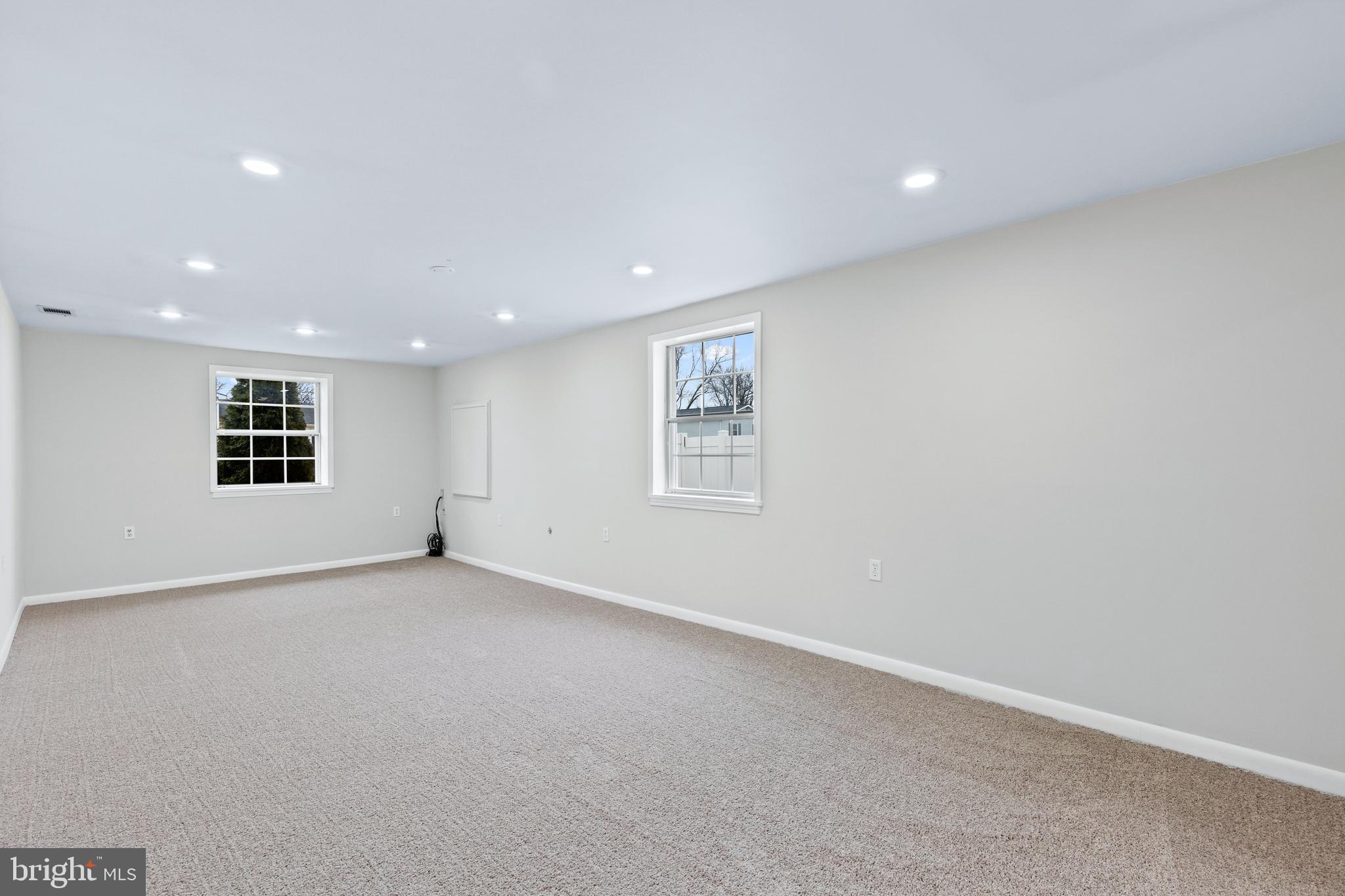 2304 Maple Road Baltimore, MD 21219 - Photo 24 of 61 Possible 4th bedroom or office
