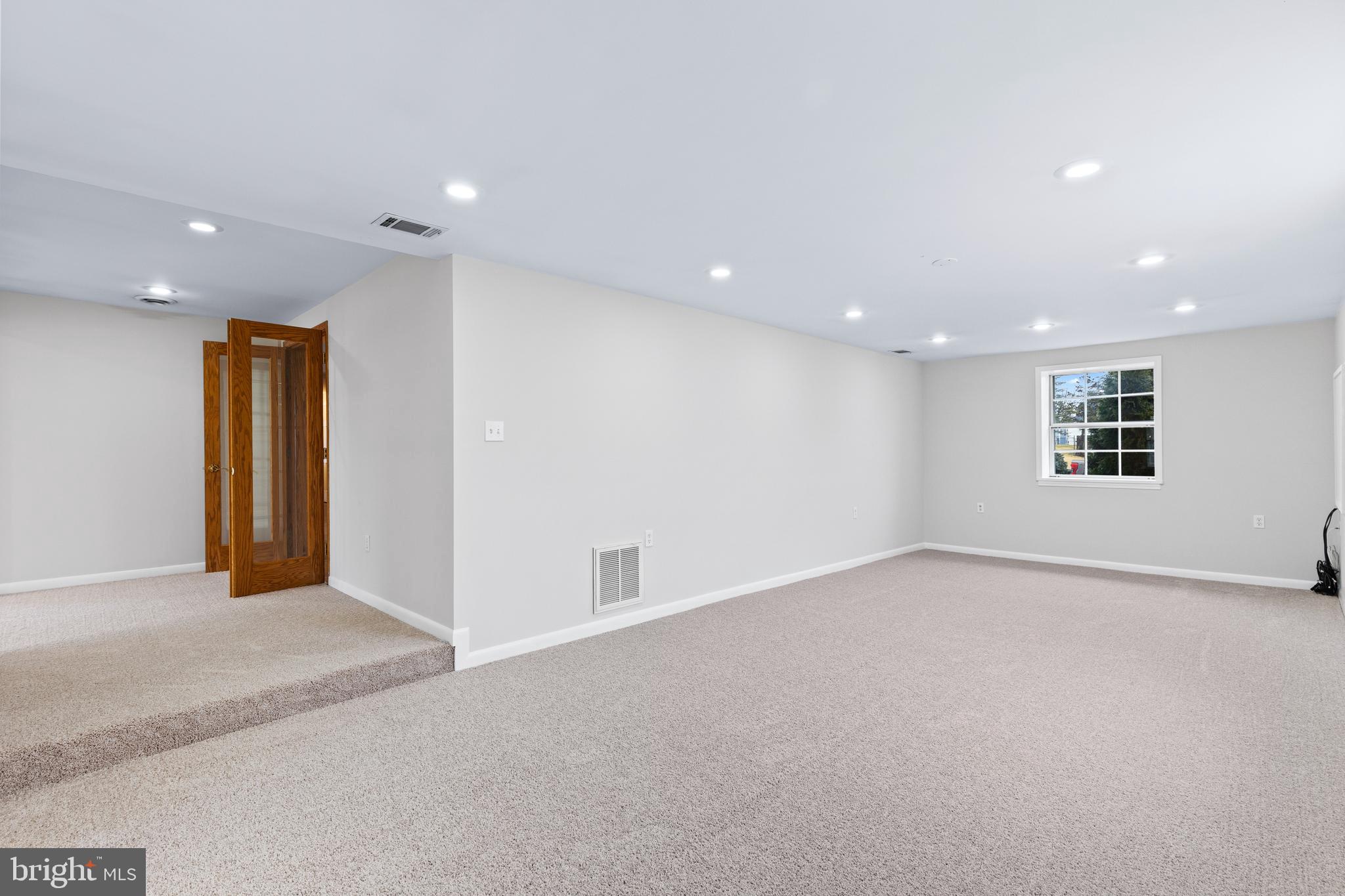 2304 Maple Road Baltimore, MD 21219 - Photo 25 of 61 Possible 4th bedroom or office