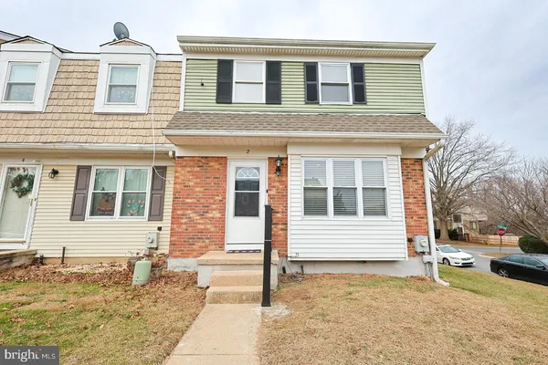 a house view with a outdoor space