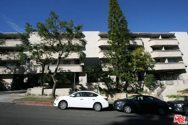 $2,150 | 11645 Montana Avenue, Unit 124, Los Angeles, CA 90049