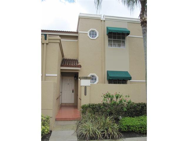 6530 Via Regina, Unit 5 Boca Raton, FL 33433 - Photo 1 of 13 Primary Photo
