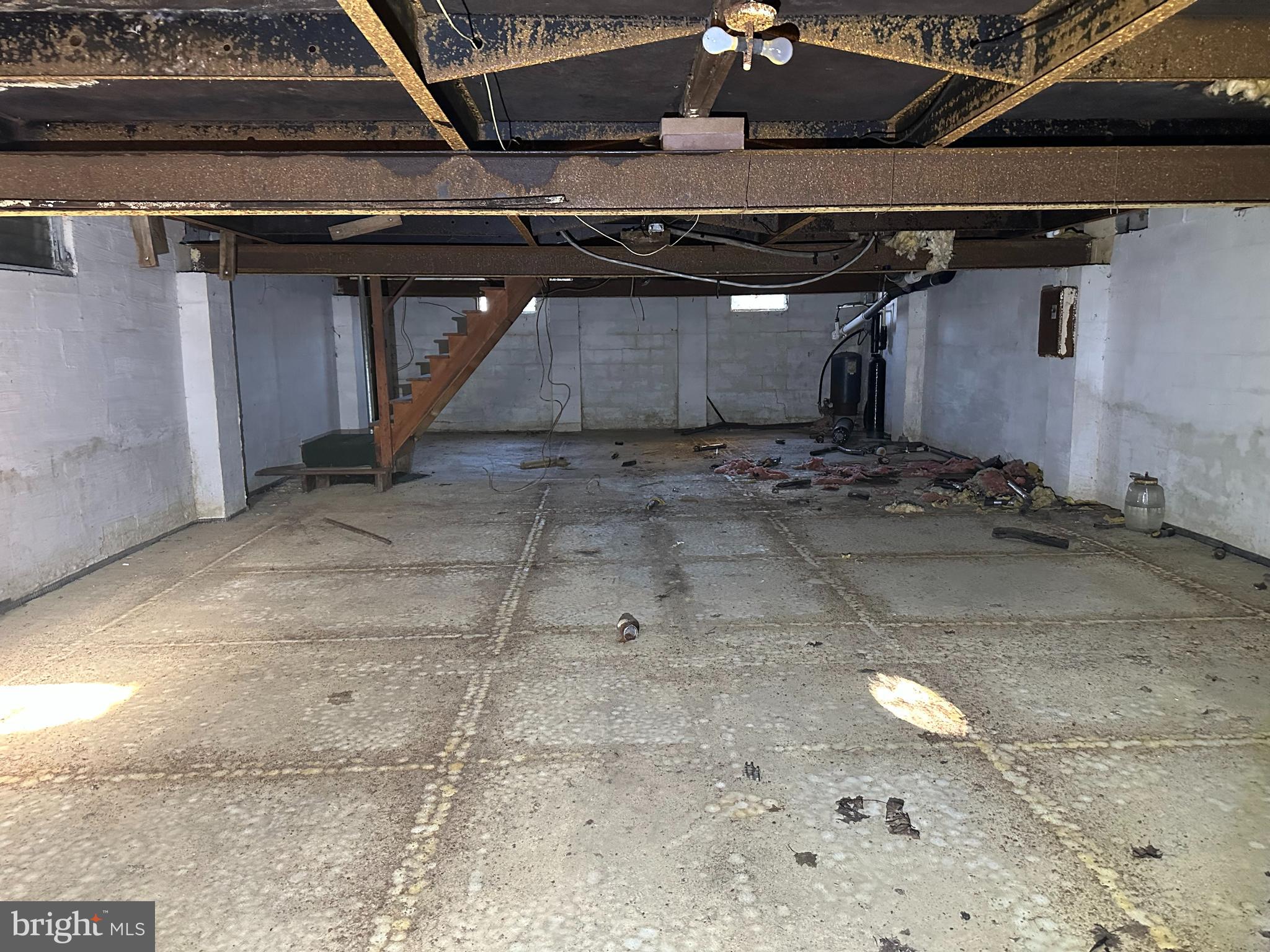 18739 East Wilson Road Southeast Oldtown, MD 21555 - Photo 19 of 21 a view of a garage