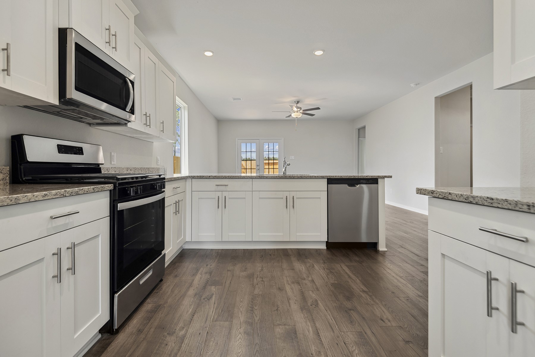 15463 Maple Ter Drive Conroe, TX 77303 - Photo 6 of 23