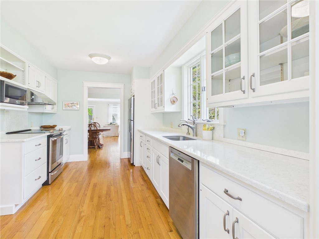 30 Forest Road Bristol, RI 02809 - Photo 22 of 49 Gallery Image 22