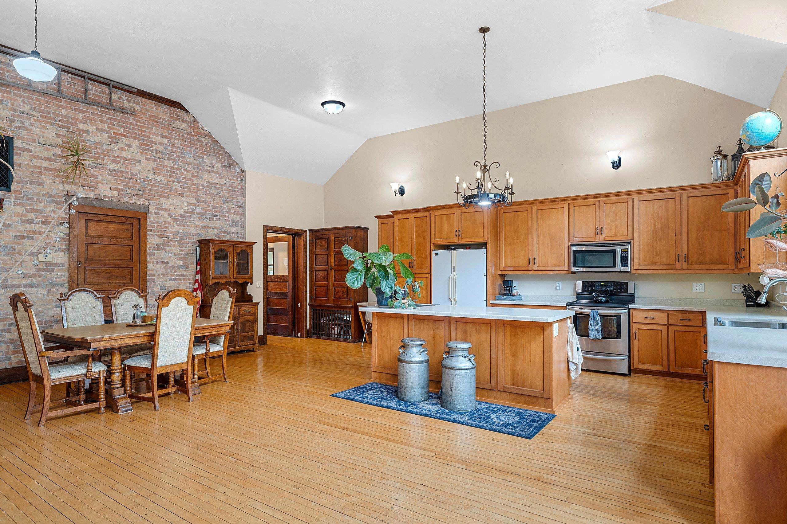 3189 North County Rd P New Franken, WI 54229 - Photo 14 of 81 Gallery Image 14