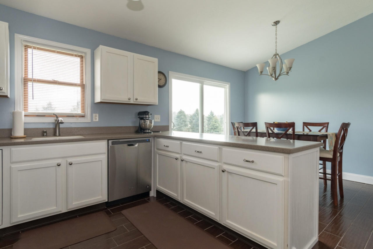 54777 Ridgeview Circle Paw Paw, MI 49079 - Photo 5 of 15 Ridgeview-5