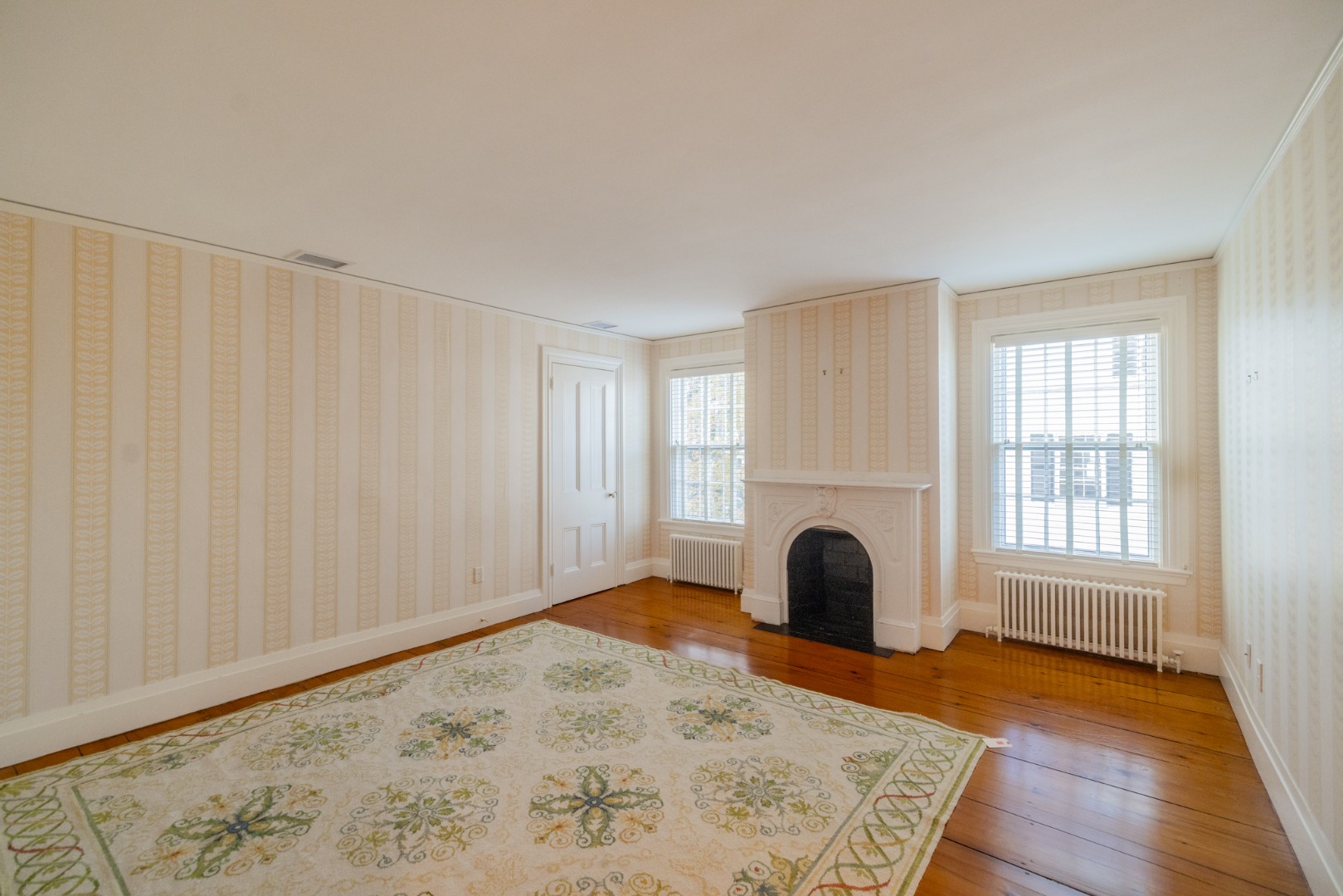 9 Pleasant Street Nantucket, MA 02554 - Photo 25 of 57