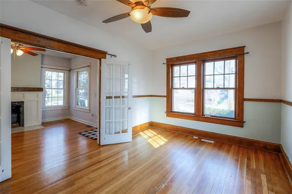 $357,000 | 829 West 40th Street, Kansas City, MO 64111