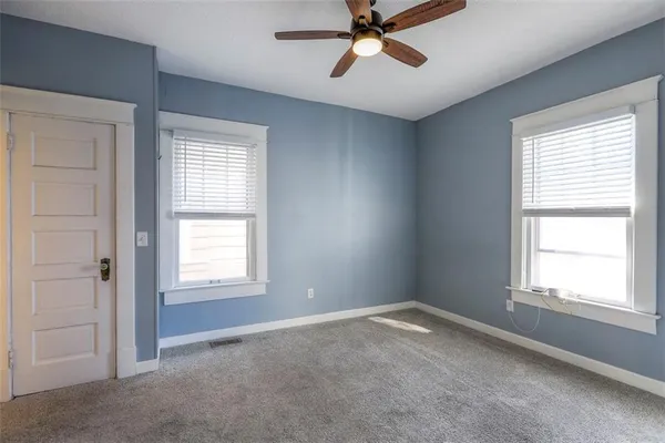 $357,000 | 829 West 40th Street, Kansas City, MO 64111