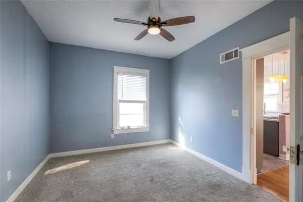 $357,000 | 829 West 40th Street, Kansas City, MO 64111