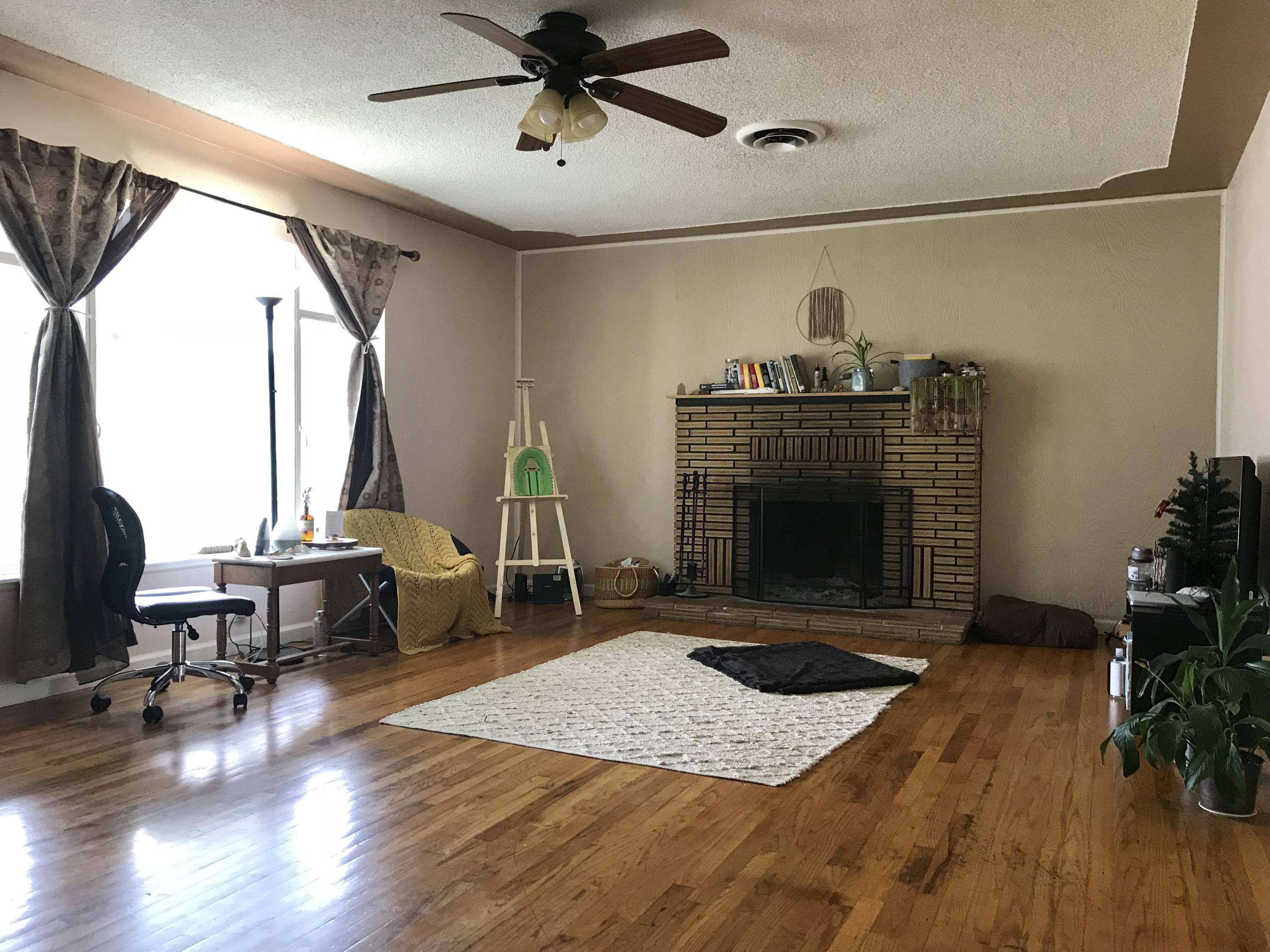 3714 Ricardo Avenue Redding, CA 96002 - Photo 4 of 16 living room