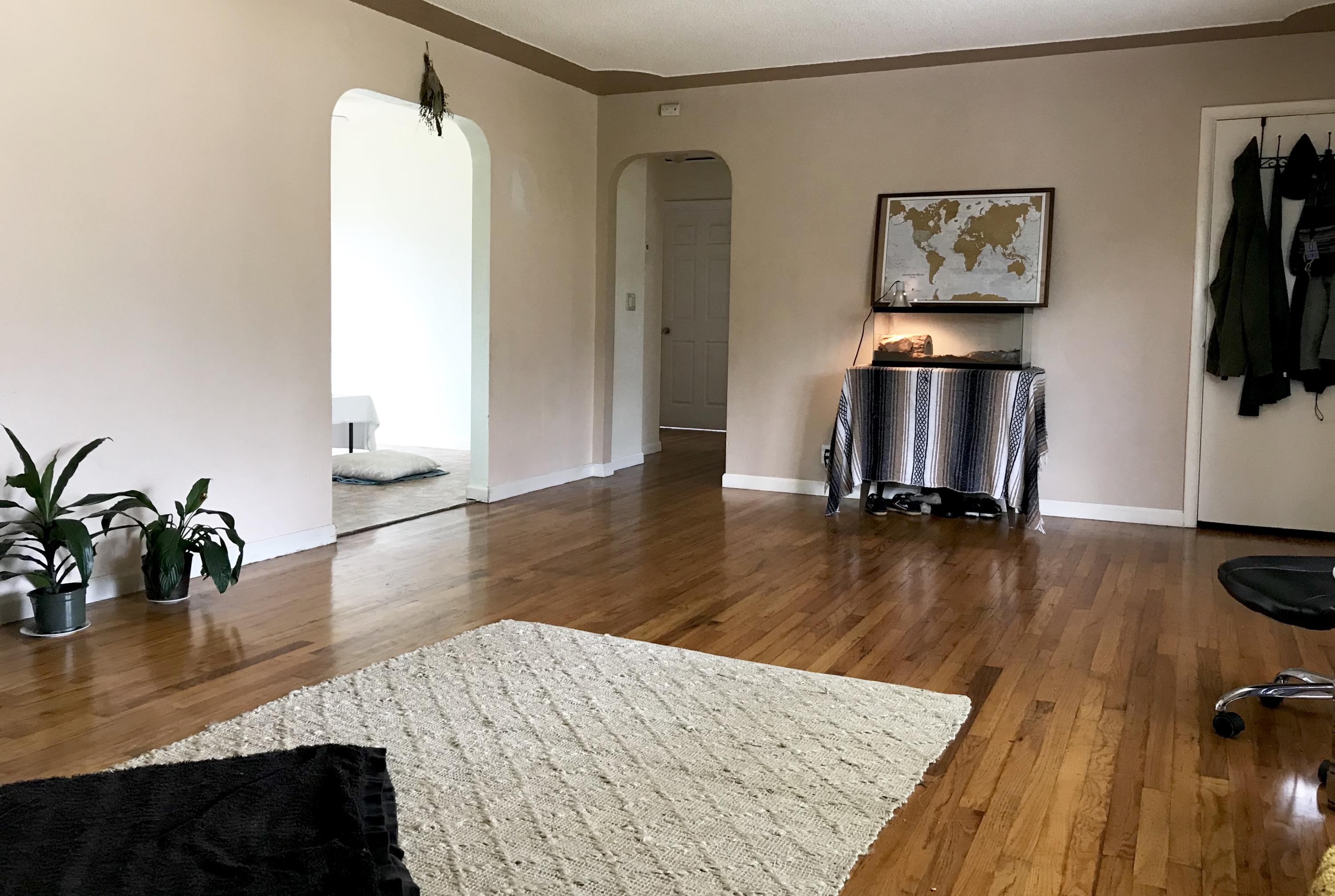 3714 Ricardo Avenue Redding, CA 96002 - Photo 5 of 16 Living room