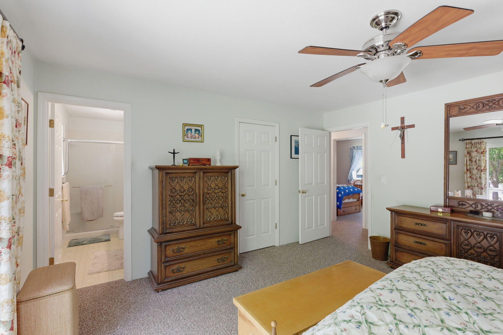 258 Walker Road Grants Pass, OR 97527 - Photo 17 of 42 Gallery Image 17