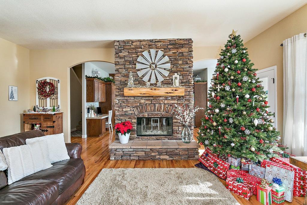 2925 Erline Way Central Point, OR 97502 - Photo 3 of 33 Additional Photo