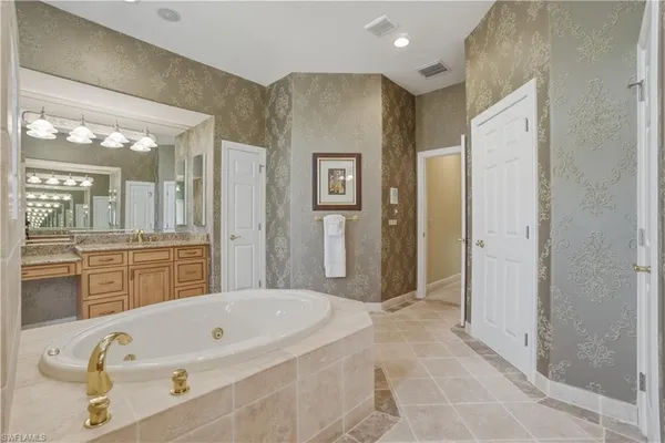 $1,795,000 | 3620 Sanctuary Lakes Drive, Bonita Springs, FL 34134