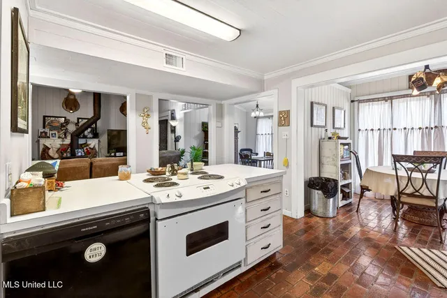 $275,000 | 13401 Larue Road, Vancleave, MS 39565