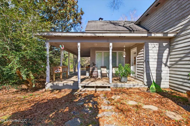 $275,000 | 13401 Larue Road, Vancleave, MS 39565