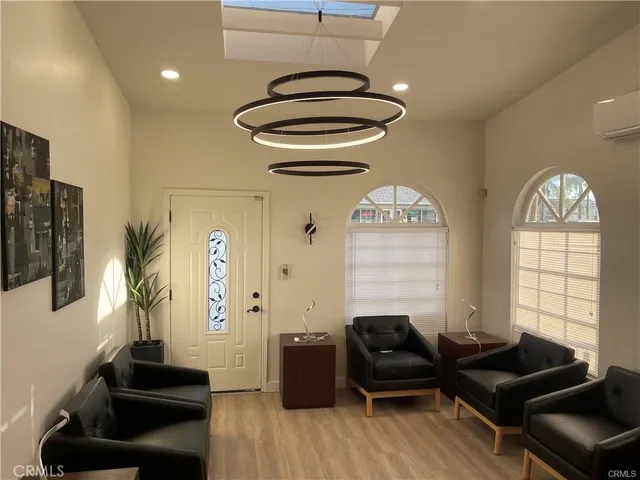 $1,650,000 | 660 West 7th Street, San Pedro, CA 90731