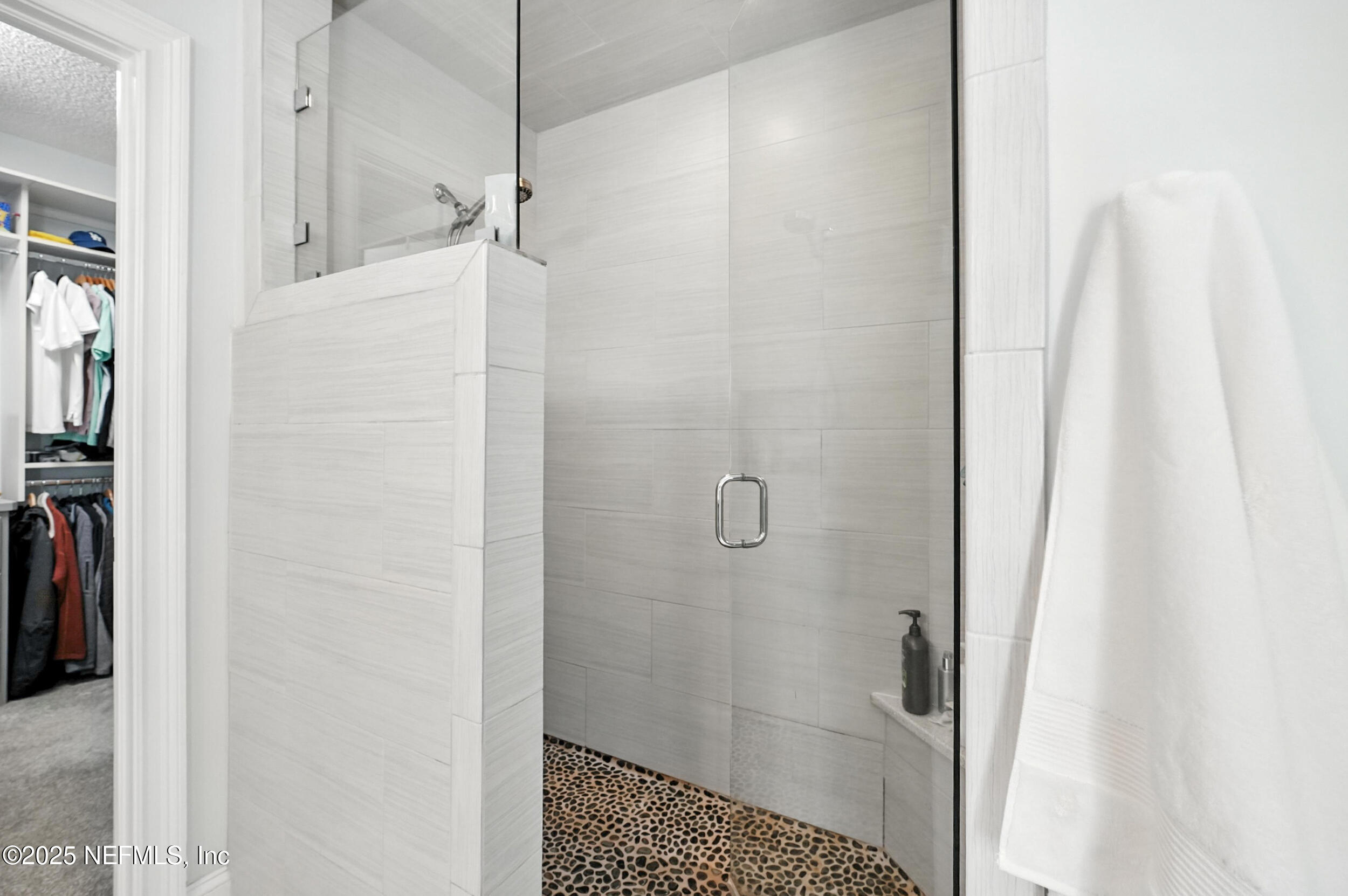 8483 Stables Road Jacksonville, FL 32256 - Photo 16 of 56 Walk_in Shower