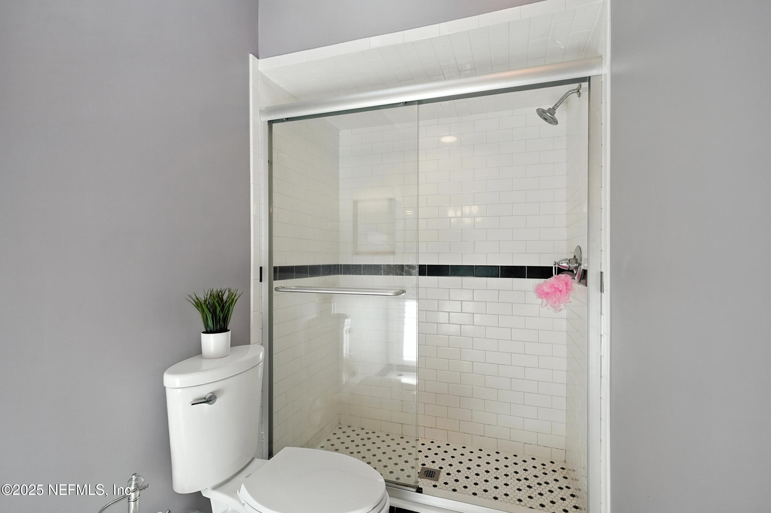 8483 Stables Road Jacksonville, FL 32256 - Photo 26 of 56 Bedroom 2 Shower