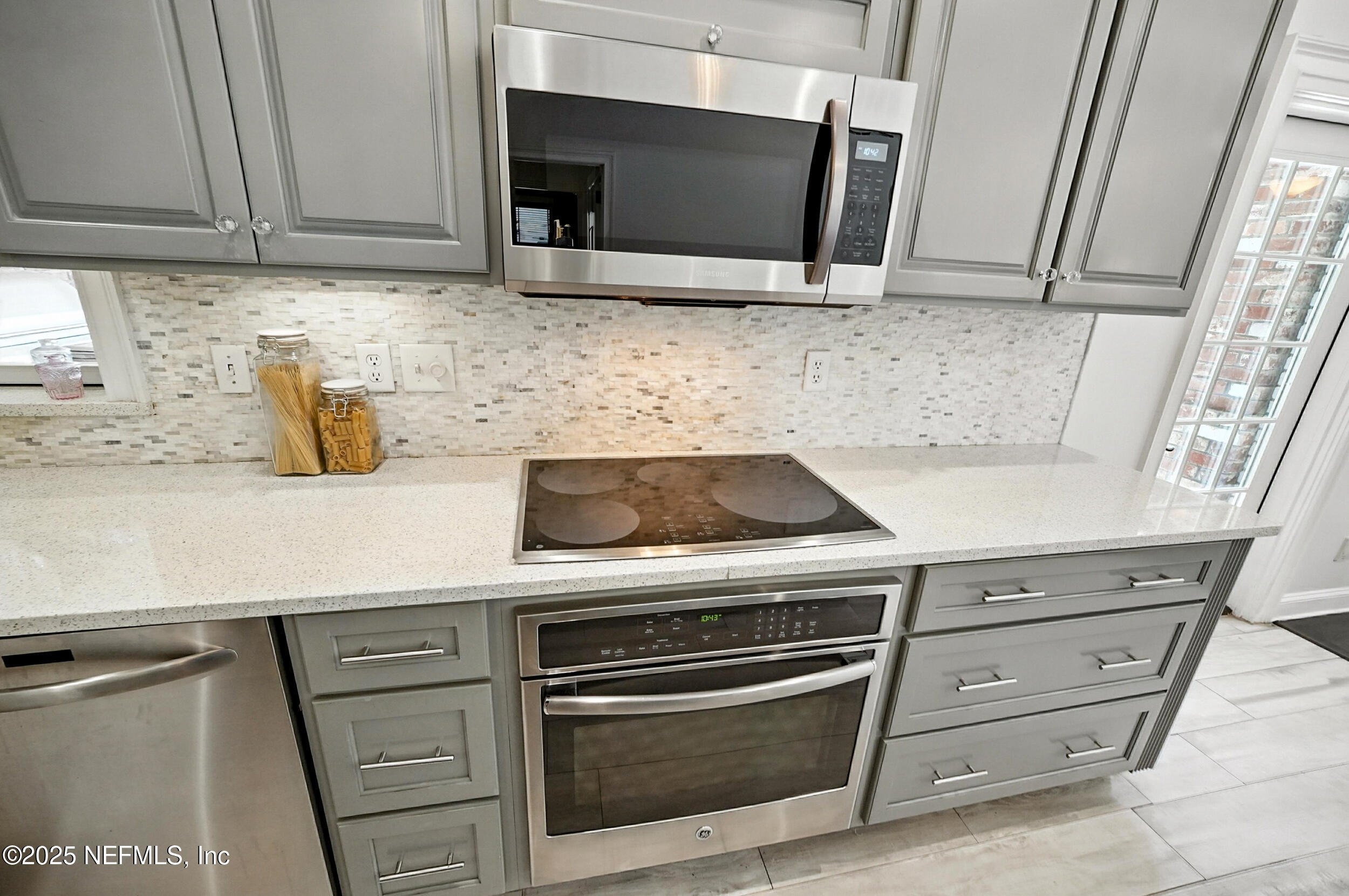 8483 Stables Road Jacksonville, FL 32256 - Photo 10 of 56 Updated Kitchen