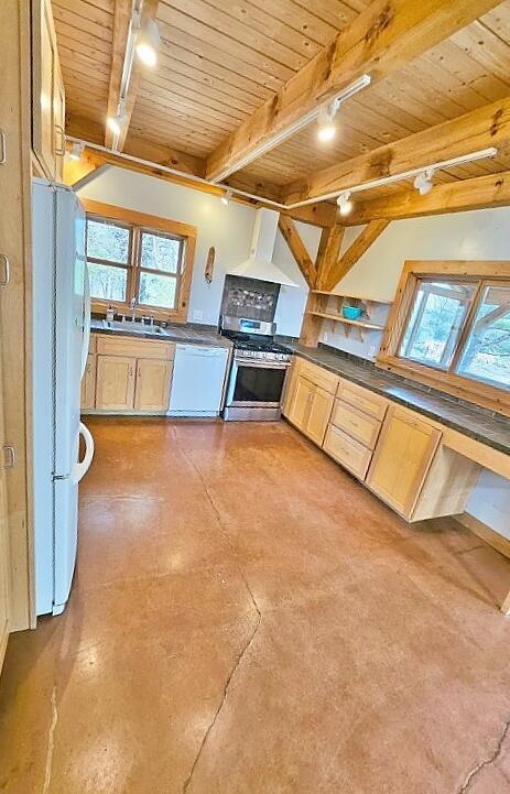 57 Salt Pond Road Friendship, ME 04547 - Photo 14 of 60 image000005