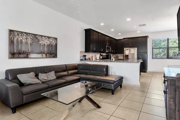 $567,998 | 11303 Southwest 15th Street, Pembroke Pines, FL 33025