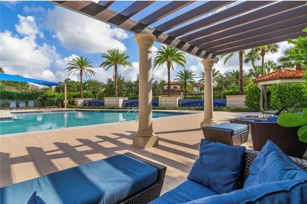 $567,998 | 11303 Southwest 15th Street, Pembroke Pines, FL 33025