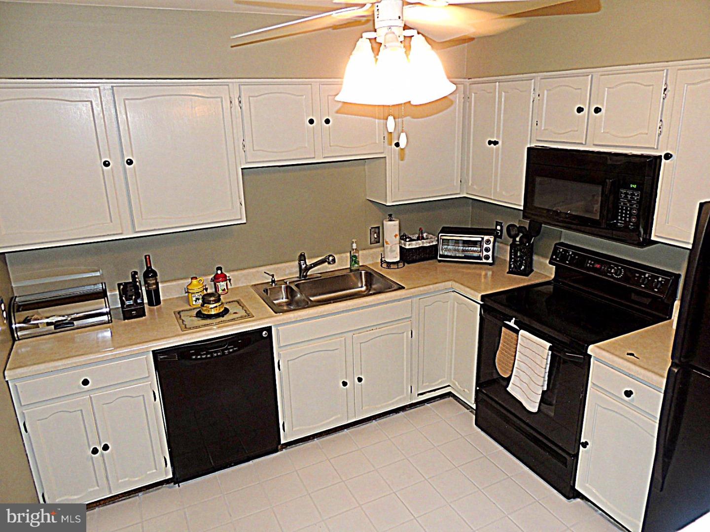 205 Valley Stream Lane Chesterbrook, PA 19087 - Photo 5 of 24