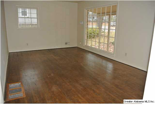 1125 Kiser Road Birmingham, AL 35235 - Photo 4 of 23
