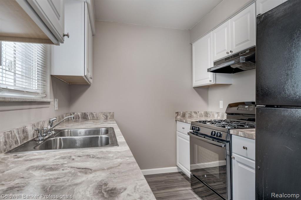 38 3rd Street, Unit 3 Mount Clemens, MI 48043 - Photo 9 of 14